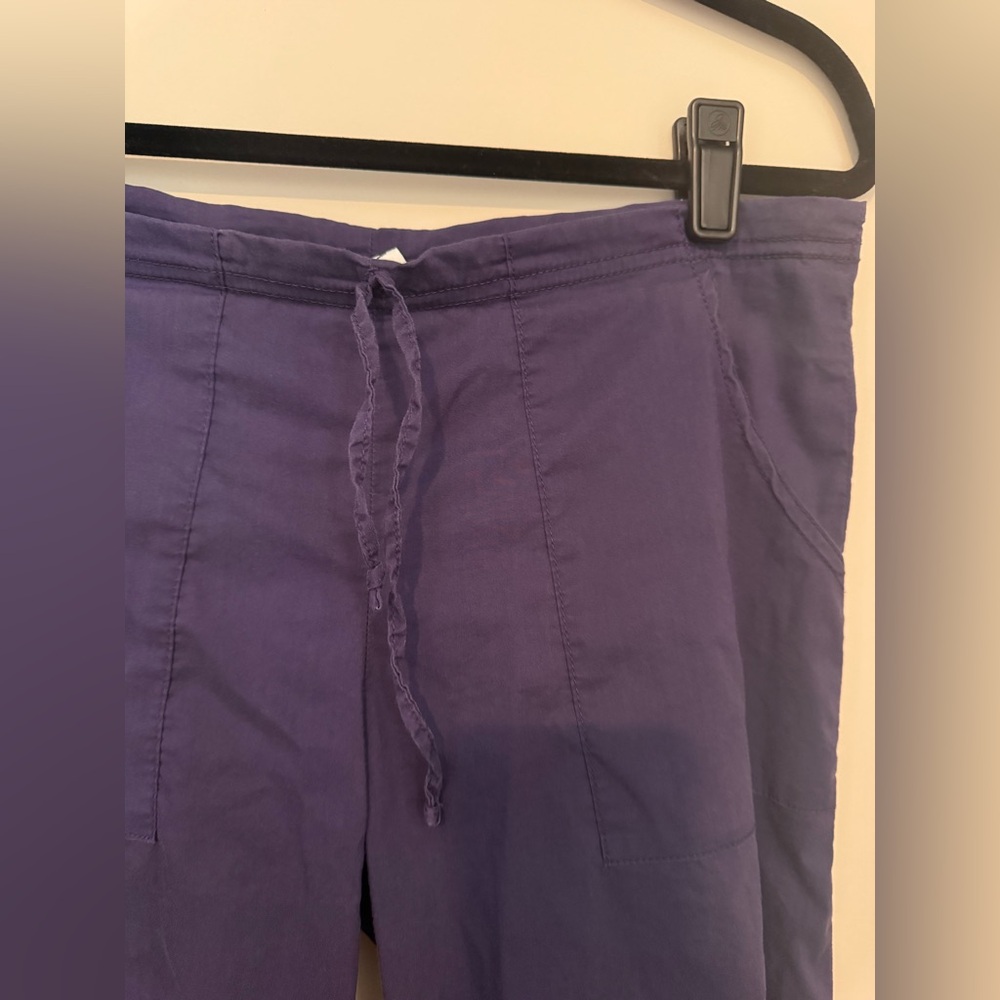Be Present Chakra Capris Purple | Size M | Made in USA
Excellent condition - Picture 2 of 6
